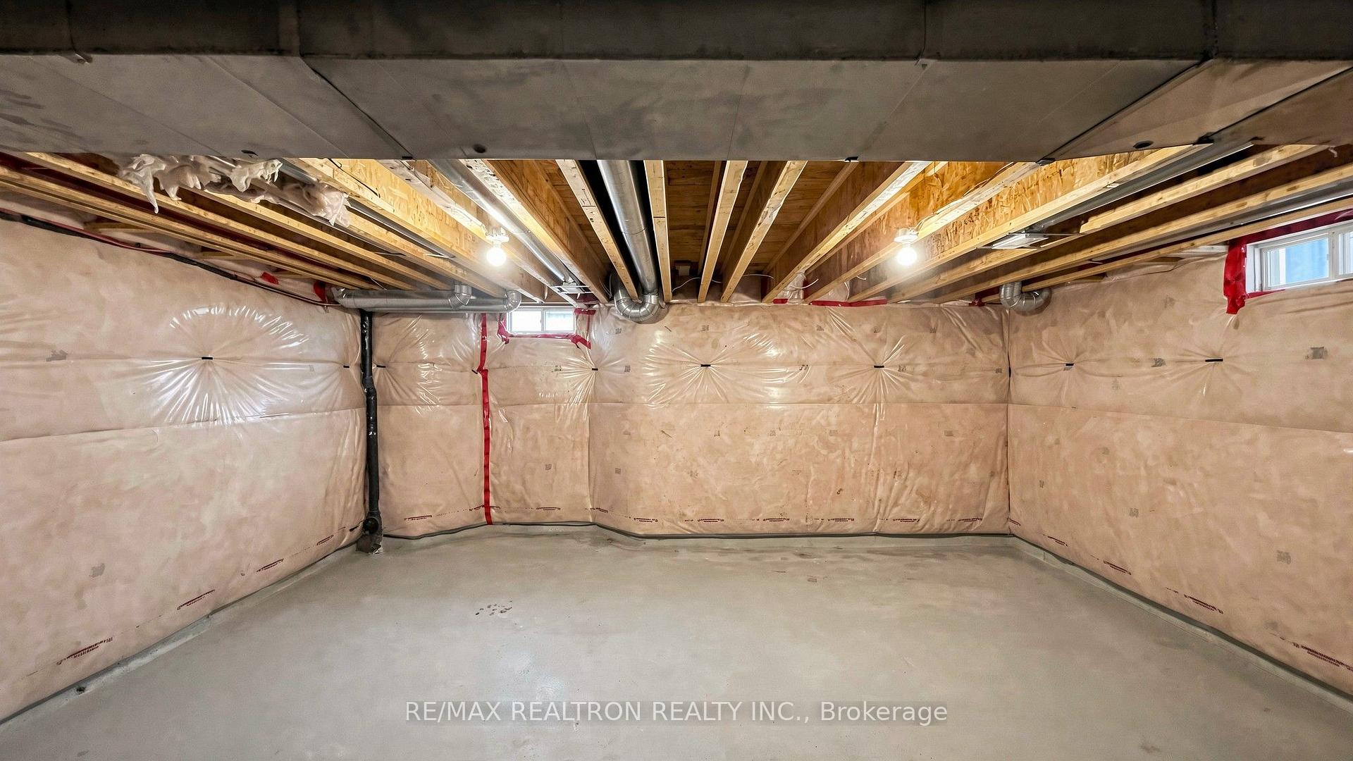 Photo 44 of 27 Pelham Drive, Vaughan, Kleinburg — HOMEH