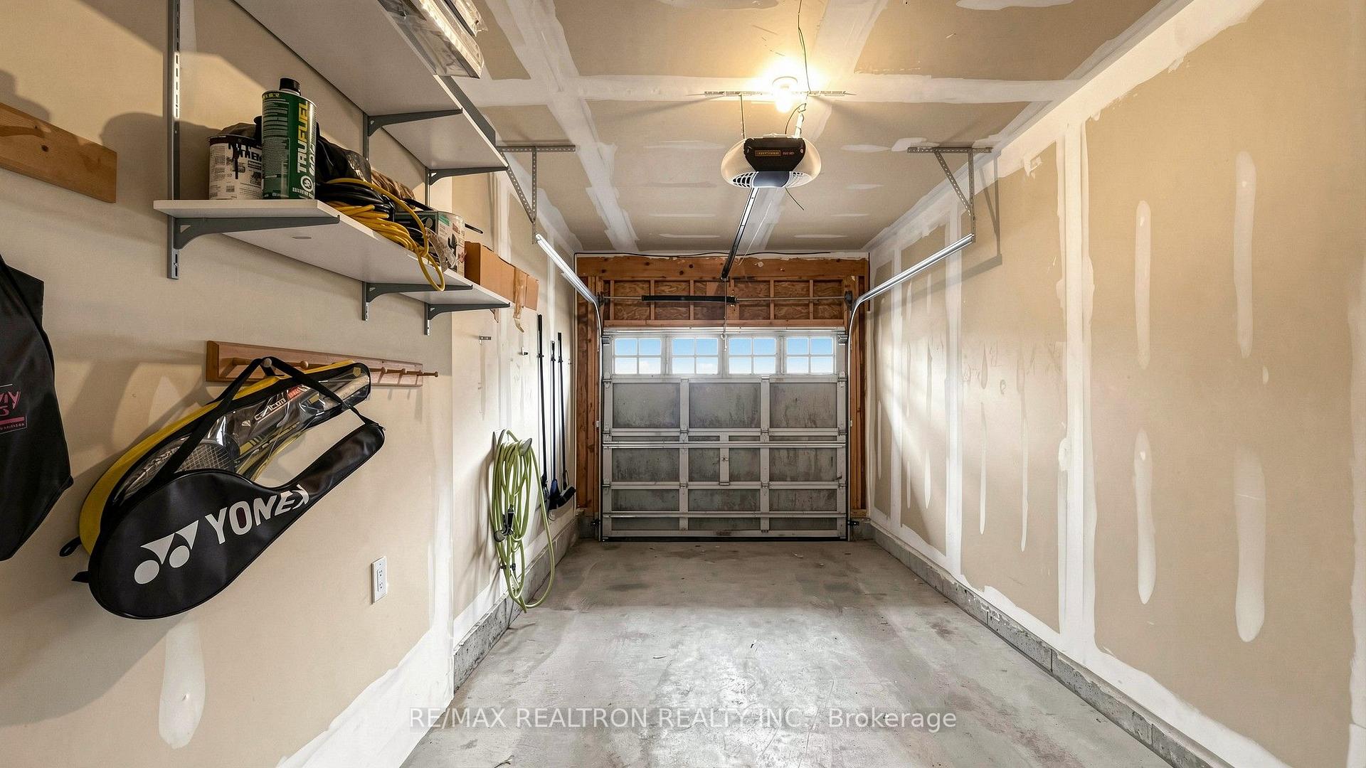 Photo 46 of 27 Pelham Drive, Vaughan, Kleinburg — HOMEH
