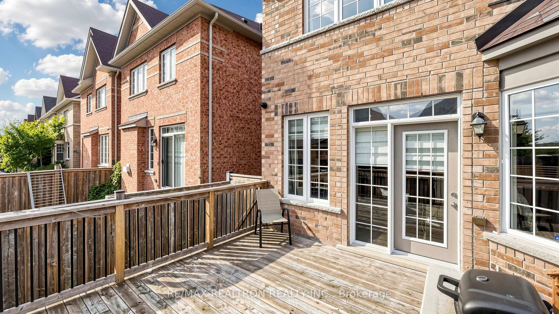 Photo 48 of 27 Pelham Drive, Vaughan, Kleinburg — HOMEH