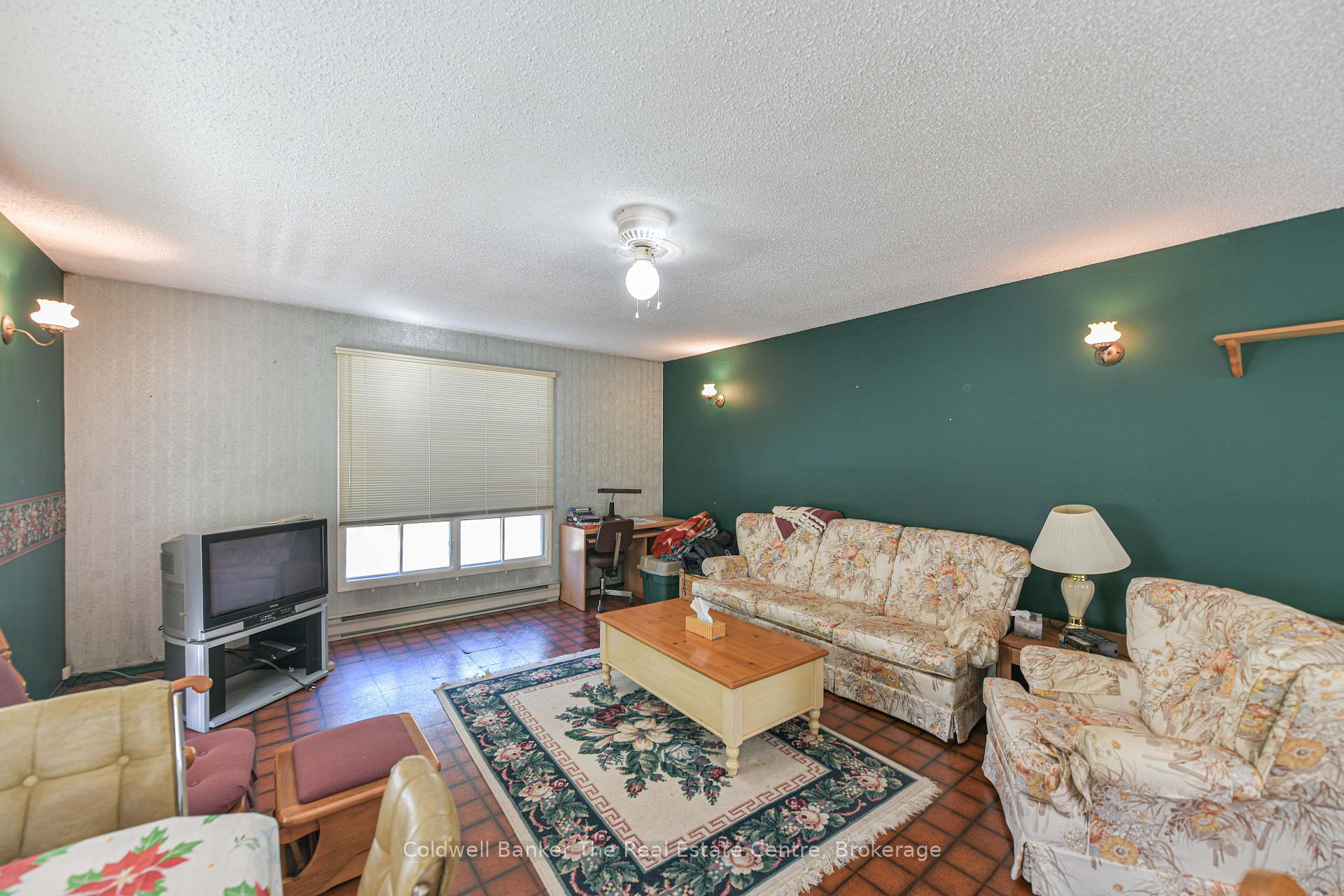 Photo 24 of 115 Jones Road, Gravenhurst, Muskoka (S) — HOMEH