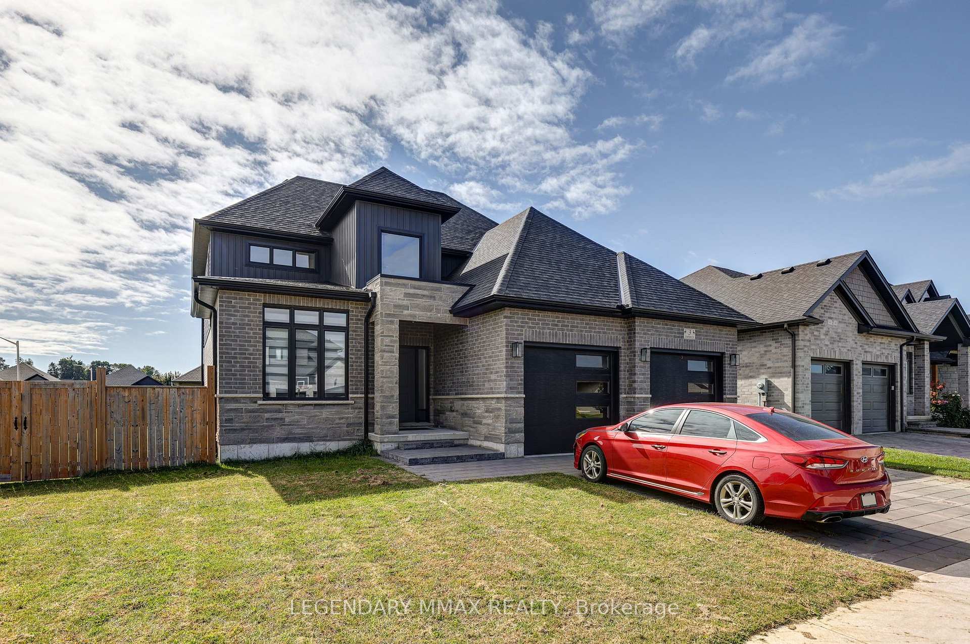 Photo 2 of 3 Stratham Street, Strathroy-Caradoc, SE — HOMEH