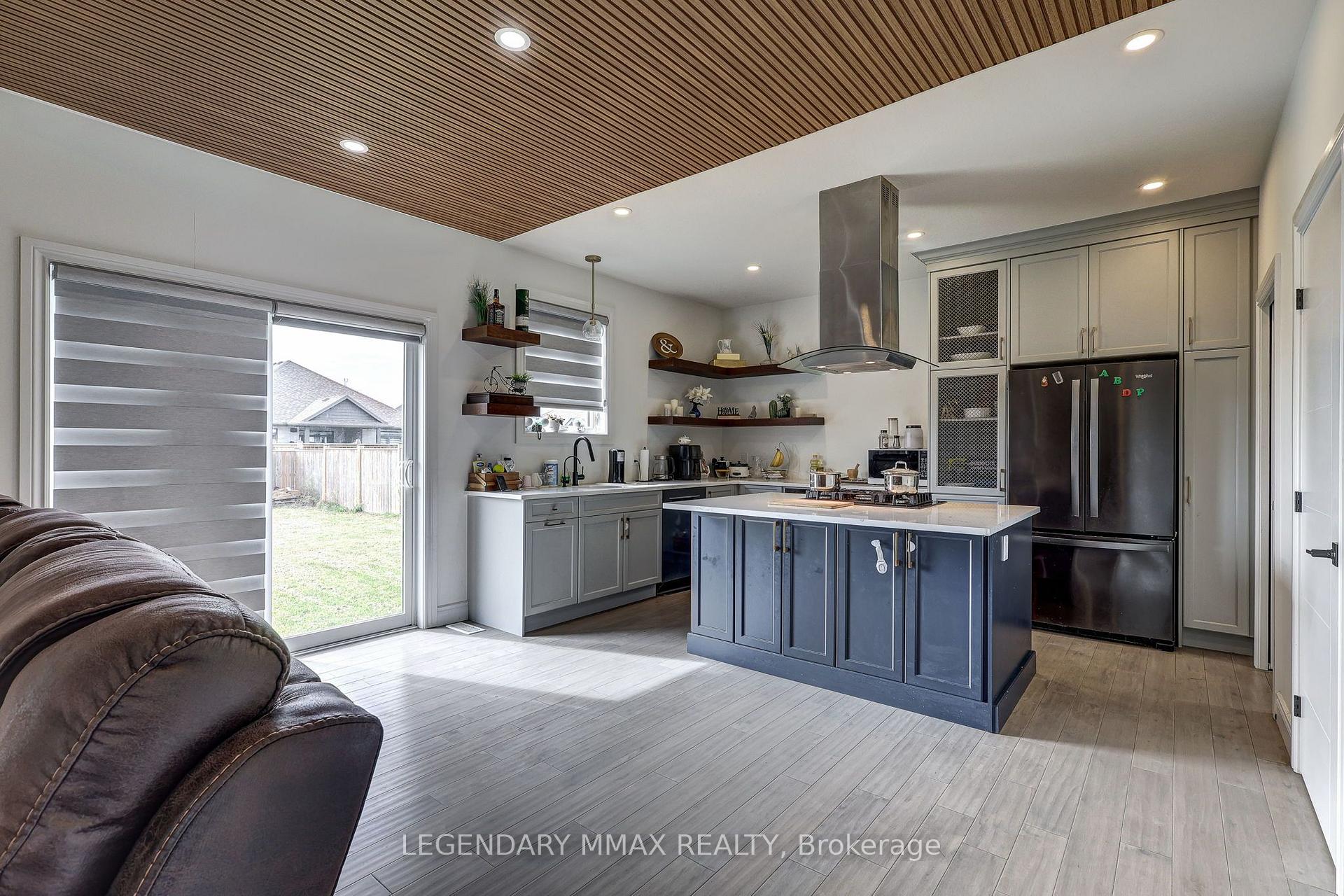 Photo 16 of 3 Stratham Street, Strathroy-Caradoc, SE — HOMEH