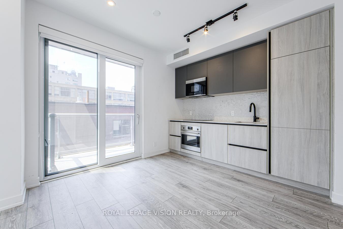 Photo 10 of Unit 619, 108 Peter Street, Toronto, Waterfront Communities — HOMEH