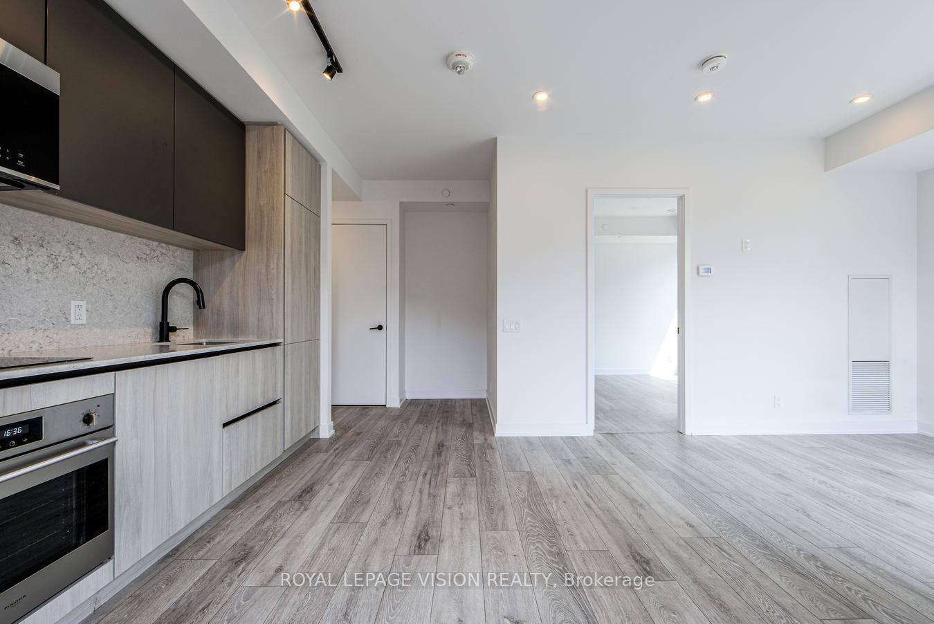 Photo 13 of Unit 619, 108 Peter Street, Toronto, Waterfront Communities — HOMEH