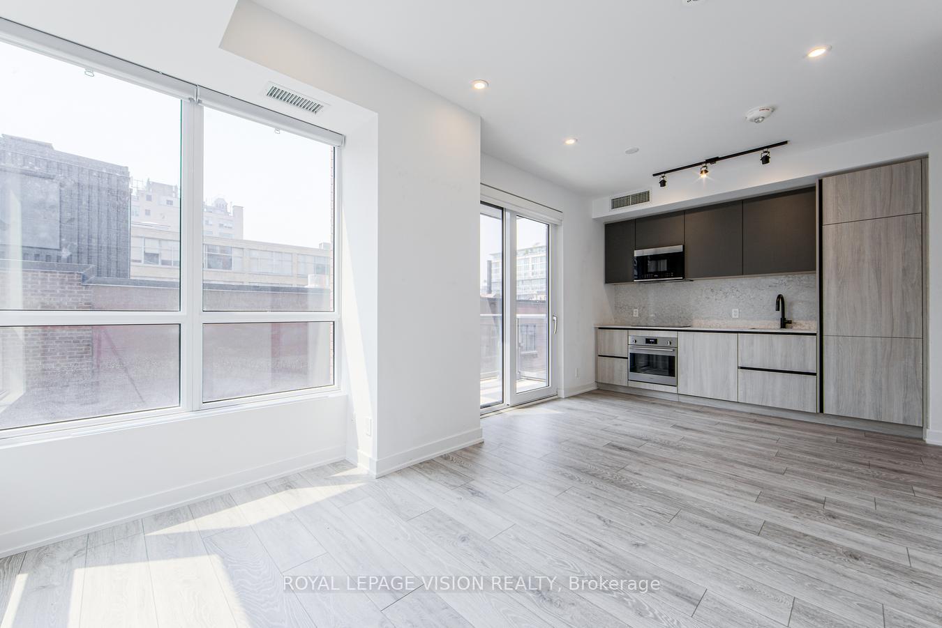 Photo 15 of Unit 619, 108 Peter Street, Toronto, Waterfront Communities — HOMEH