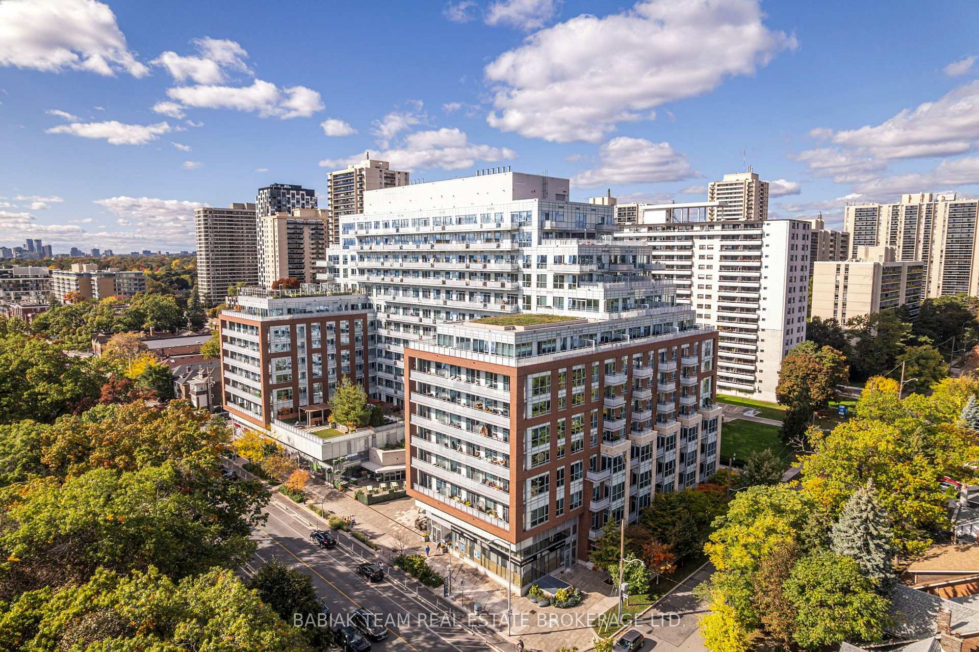 Photo of Unit 1017, 1830 Bloor Street W