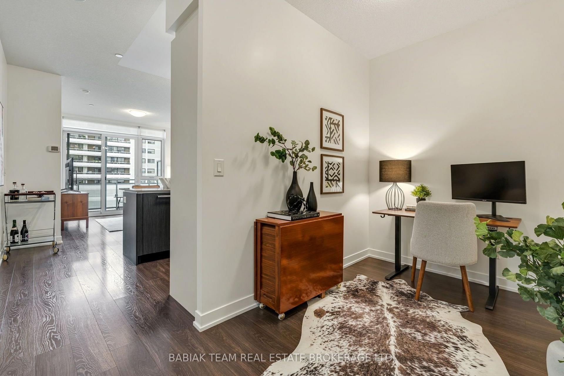 Photo 6 of Unit 1017, 1830 Bloor Street W, Toronto, High Park North — HOMEH