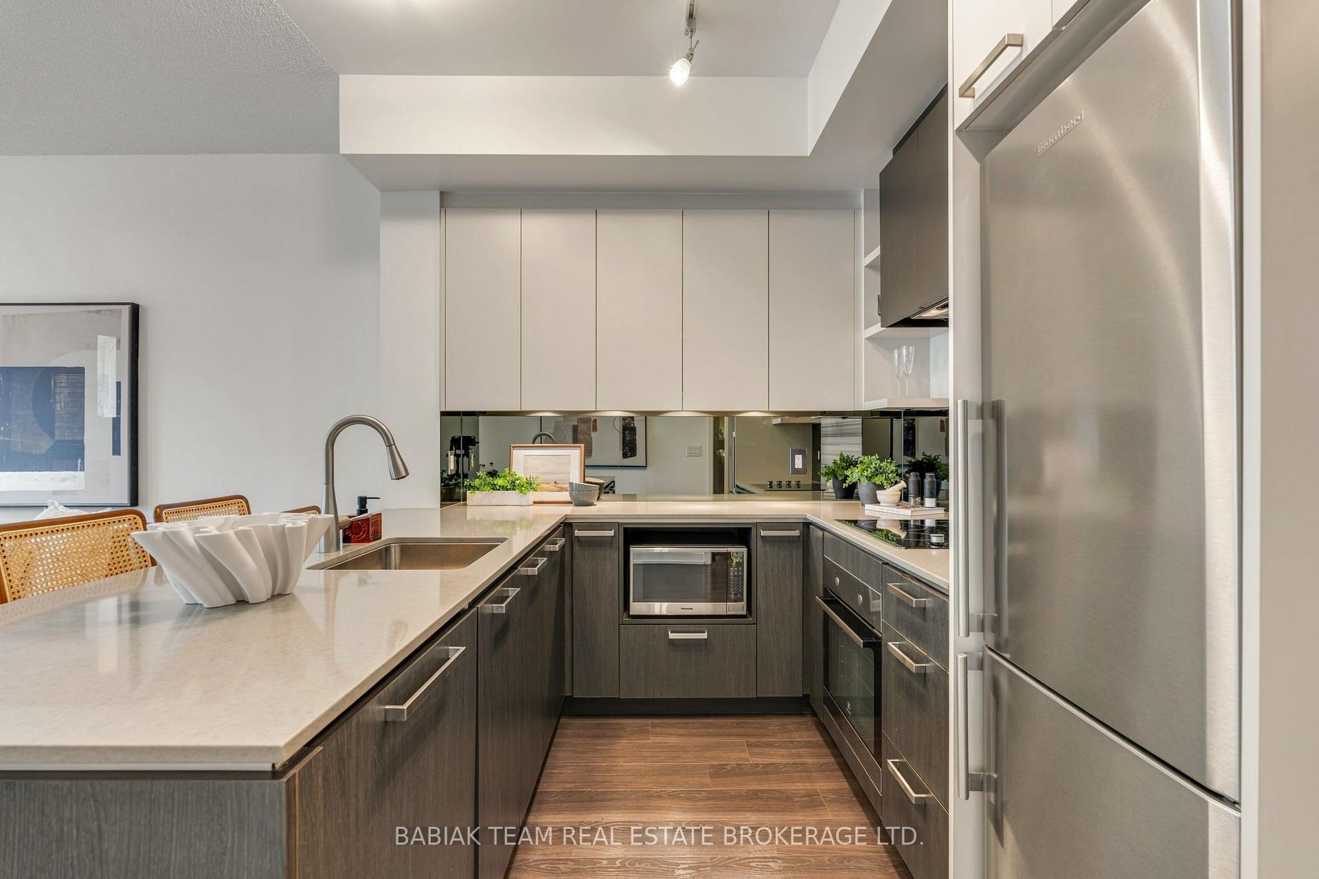 Photo 9 of Unit 1017, 1830 Bloor Street W, Toronto, High Park North — HOMEH