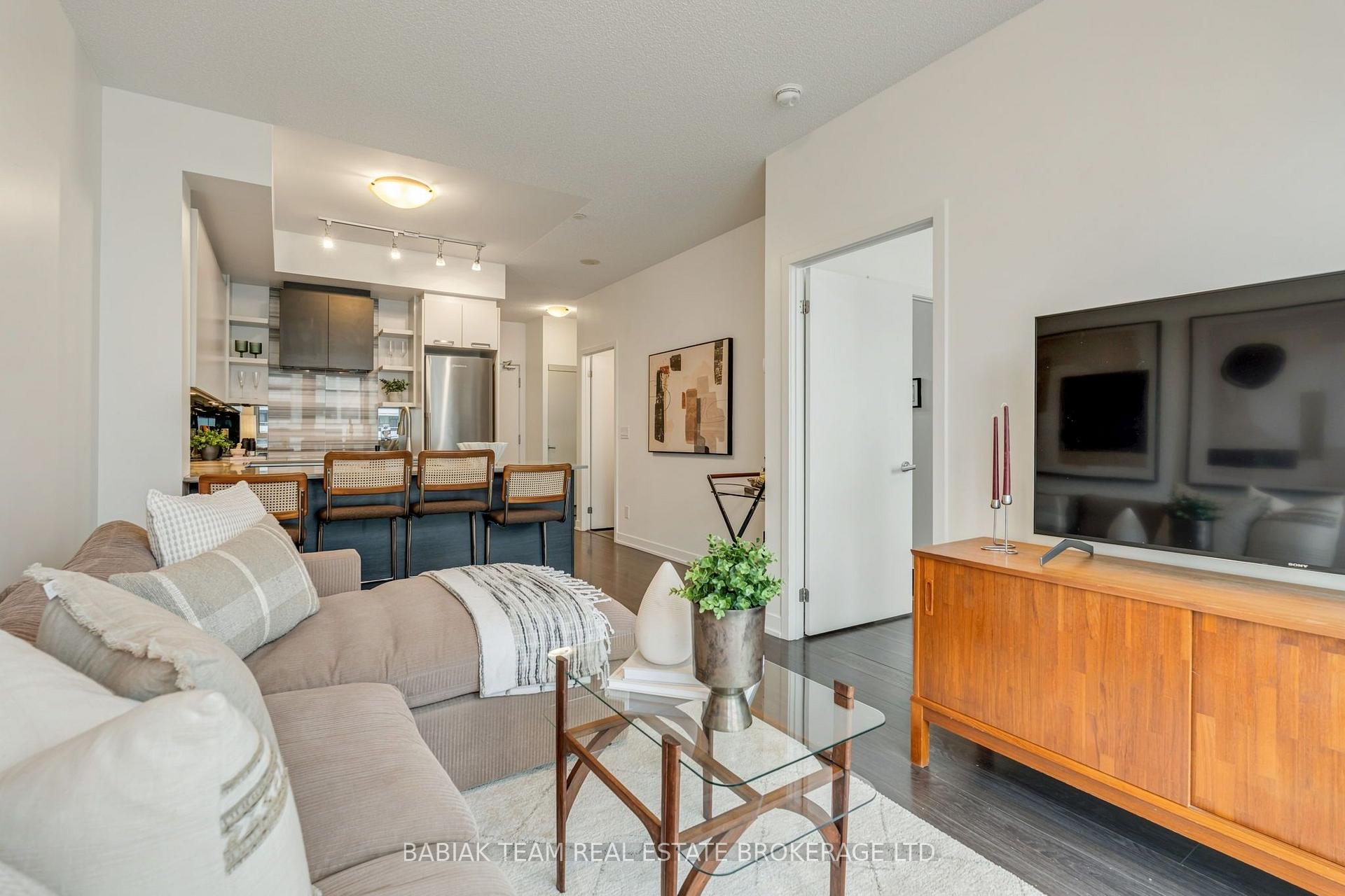 Photo 14 of Unit 1017, 1830 Bloor Street W, Toronto, High Park North — HOMEH