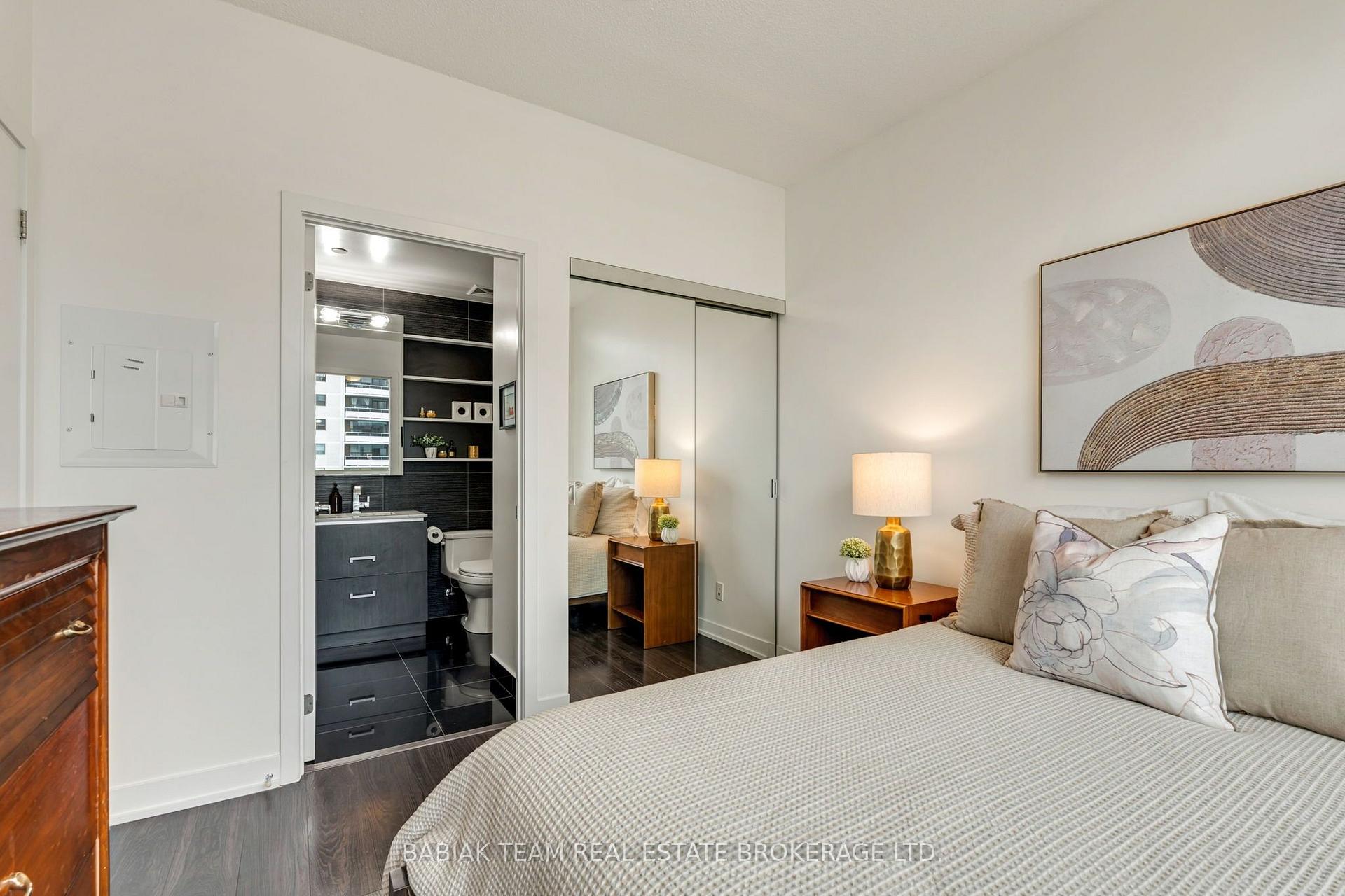Photo 16 of Unit 1017, 1830 Bloor Street W, Toronto, High Park North — HOMEH