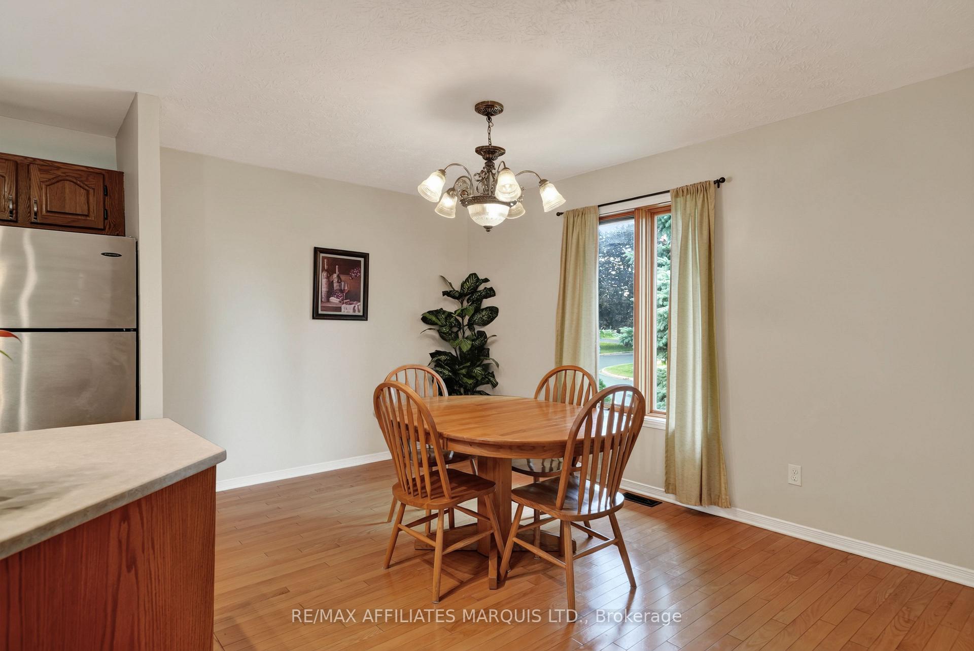 Photo 9 of 828 Chelsea Crescent, Cornwall, Cornwall — HOMEH