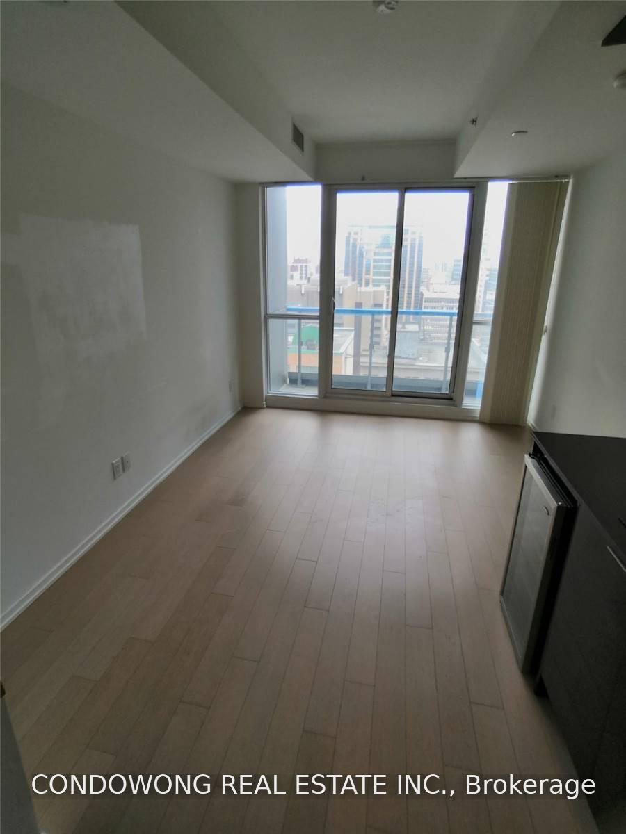 Photo 3 of Unit 1904, 70 Temperance Street, Toronto, Bay Street Corridor — HOMEH