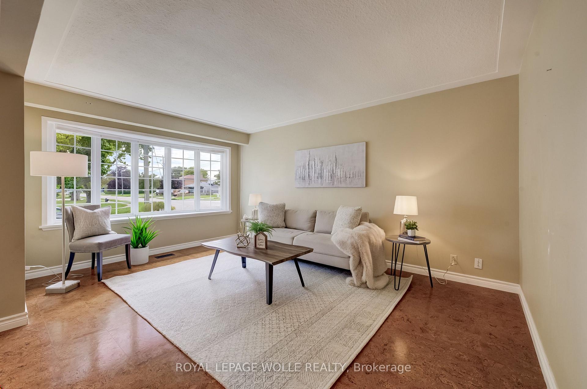 Photo 6 of 54 Fairlawn Road, Kitchener, Vanier - Kitchener — HOMEH