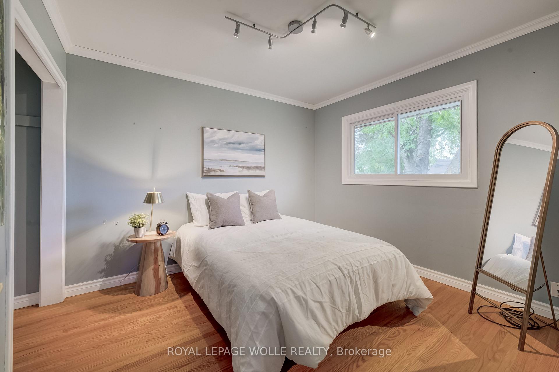 Photo 17 of 54 Fairlawn Road, Kitchener, Vanier - Kitchener — HOMEH