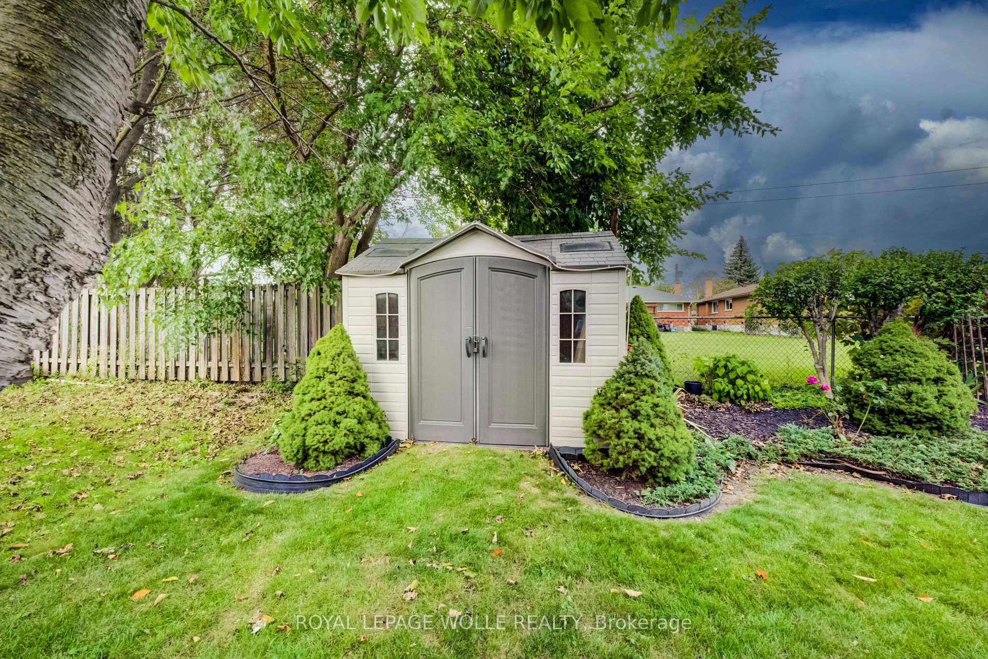 Photo 46 of 54 Fairlawn Road, Kitchener, Vanier - Kitchener — HOMEH