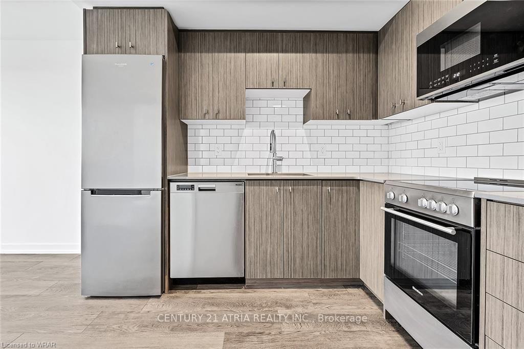 Photo 10 of Unit 907, 5 Wellington Street S, Kitchener, KW Hospital — HOMEH