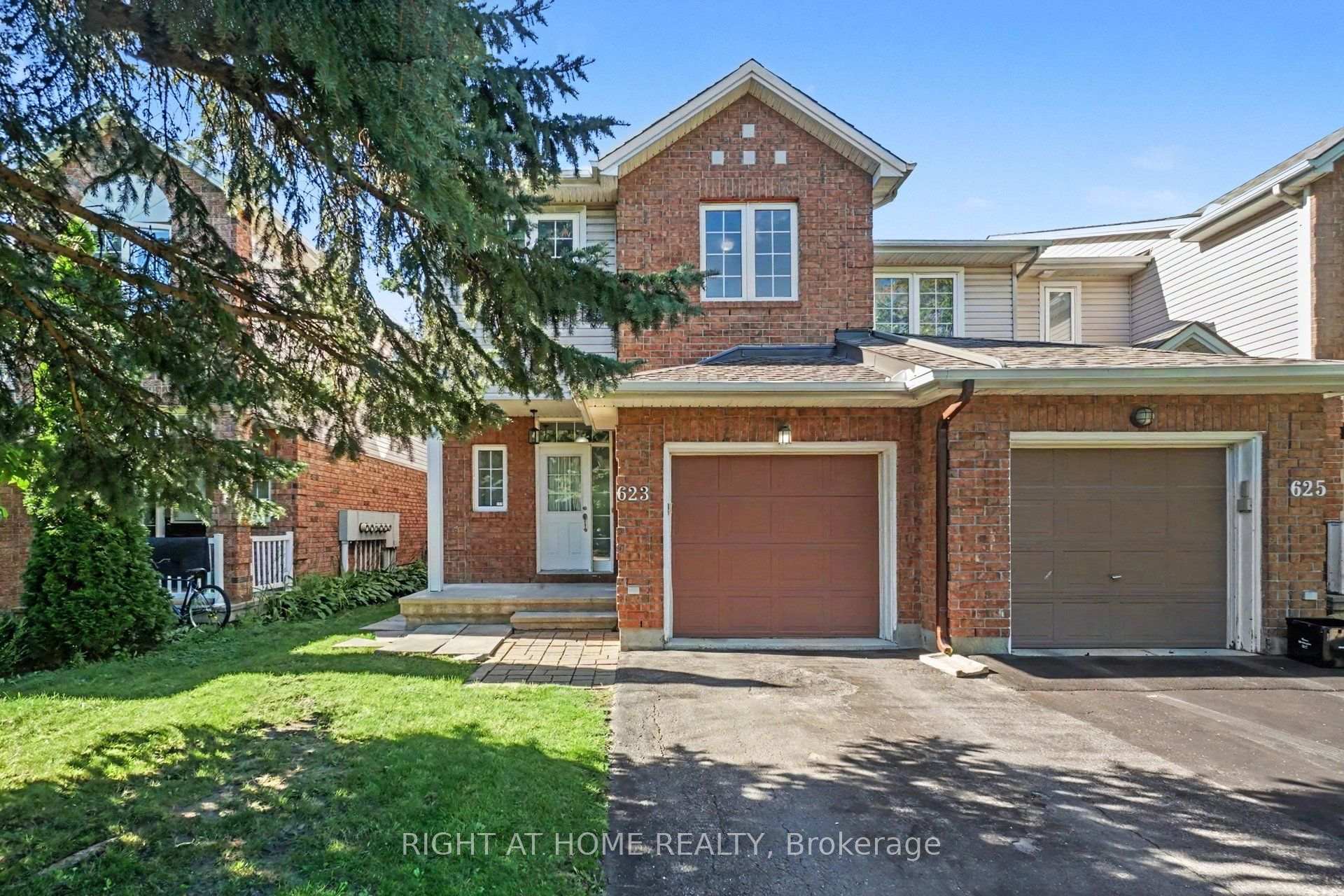 Photo 2 of 623 Wild Shore Crescent, Ottawa, Riverside South/Gloucester Glen — HOMEH