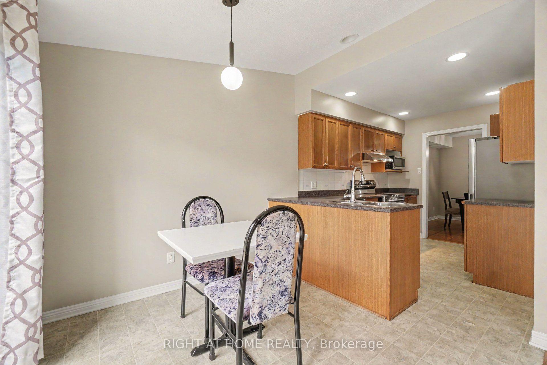 Photo 15 of 623 Wild Shore Crescent, Ottawa, Riverside South/Gloucester Glen — HOMEH