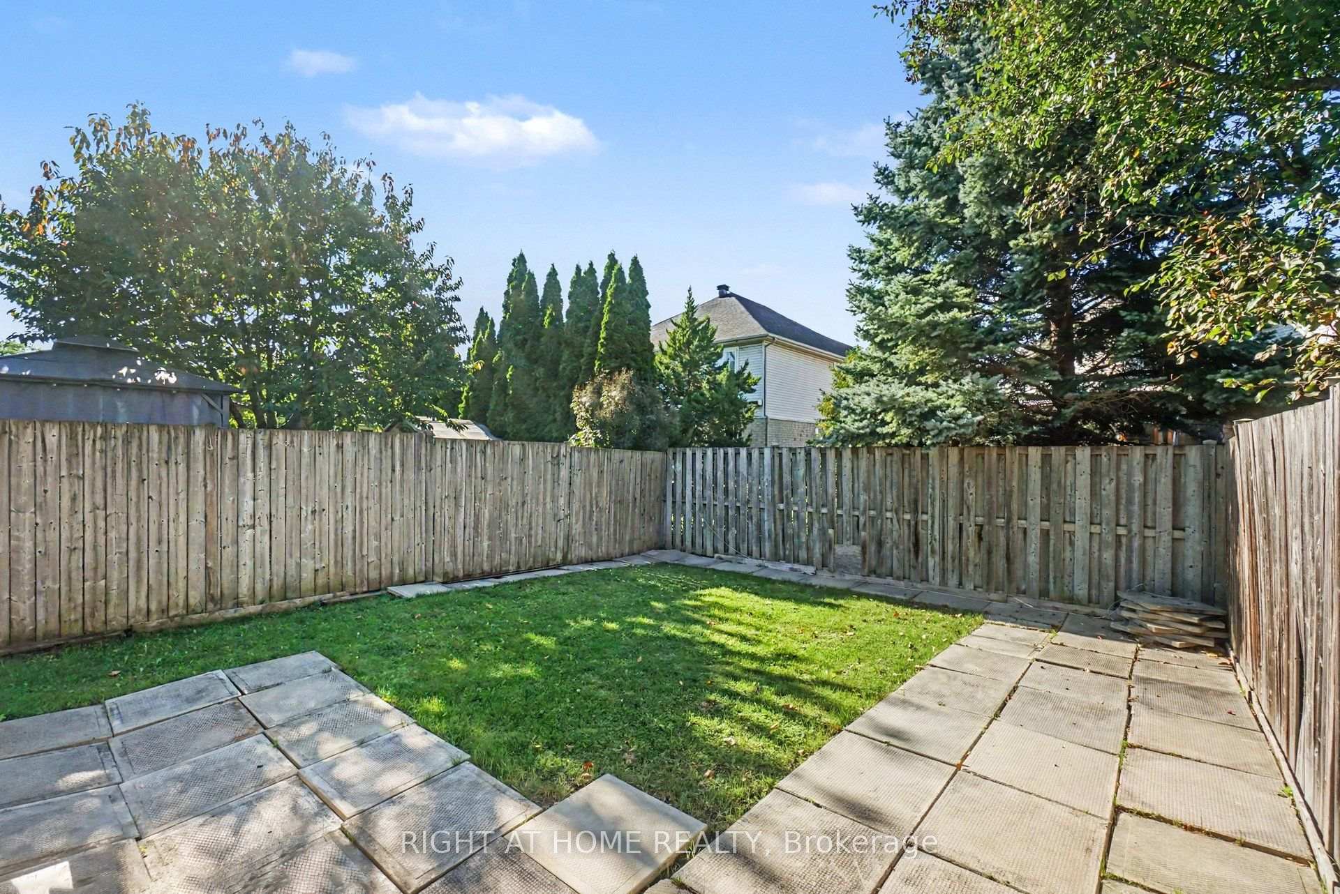 Photo 29 of 623 Wild Shore Crescent, Ottawa, Riverside South/Gloucester Glen — HOMEH