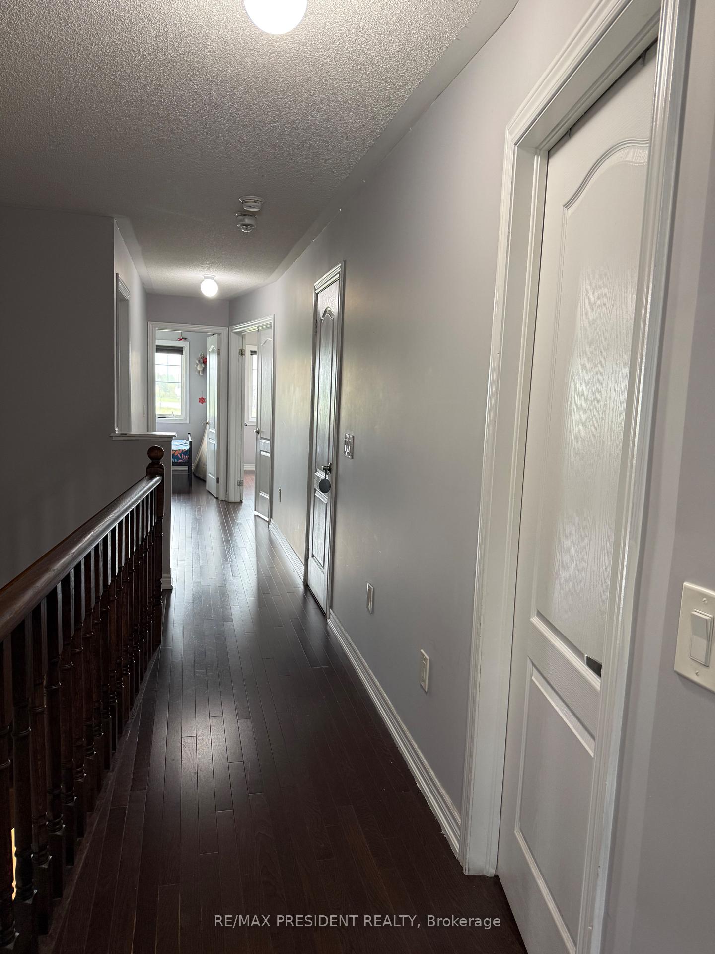 Photo 14 of 98 Davenfield Circle, Brampton, Bram East — HOMEH