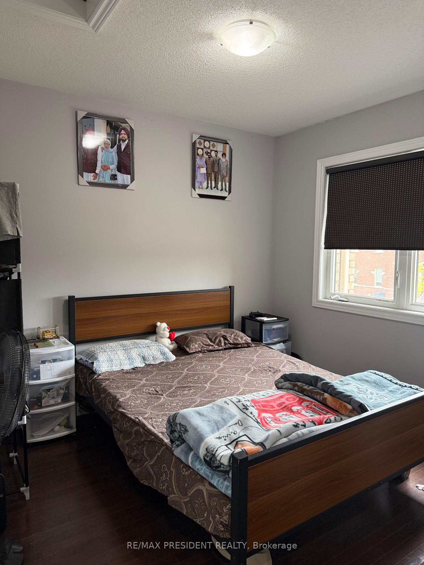 Photo 21 of 98 Davenfield Circle, Brampton, Bram East — HOMEH