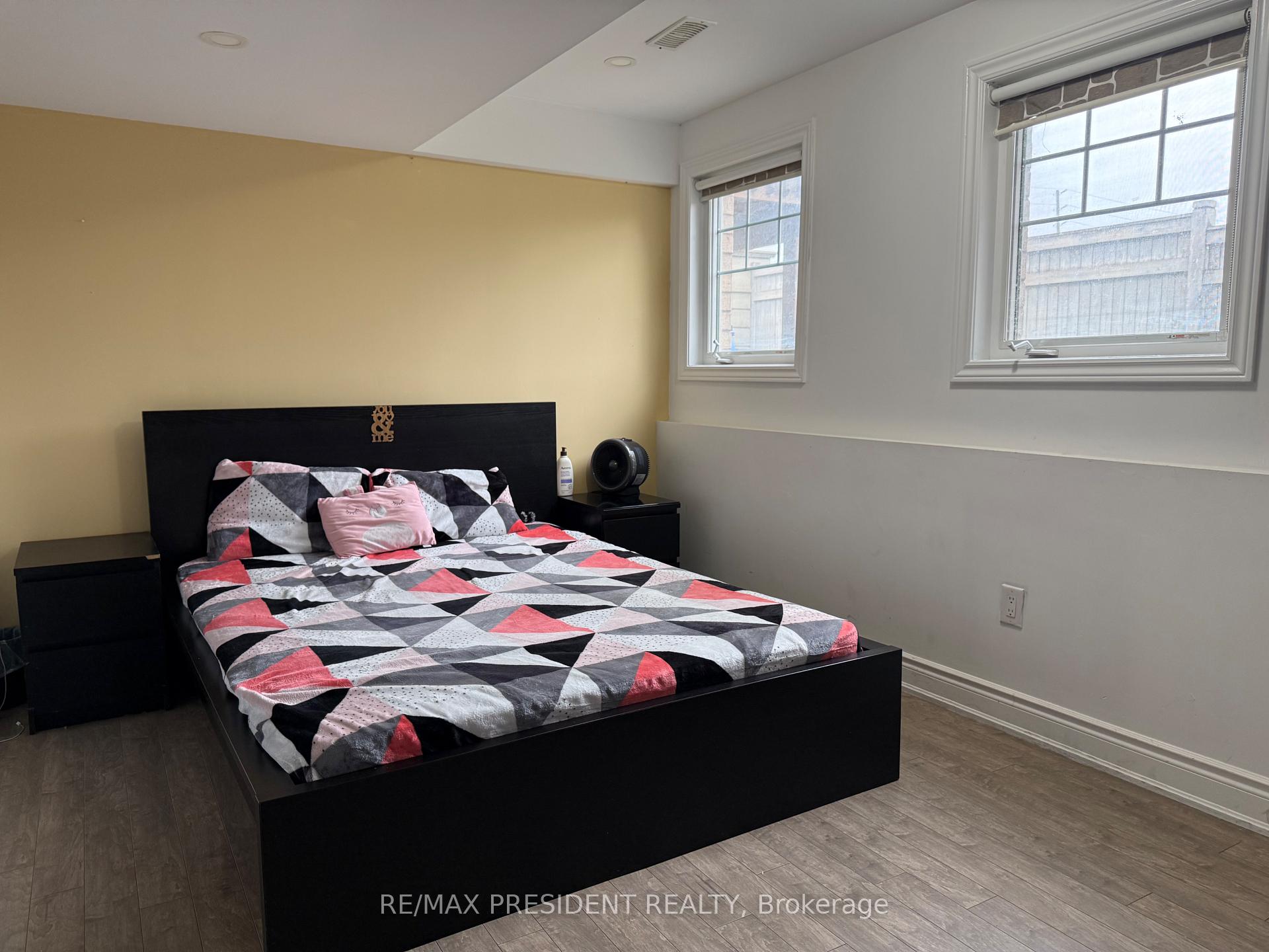 Photo 27 of 98 Davenfield Circle, Brampton, Bram East — HOMEH