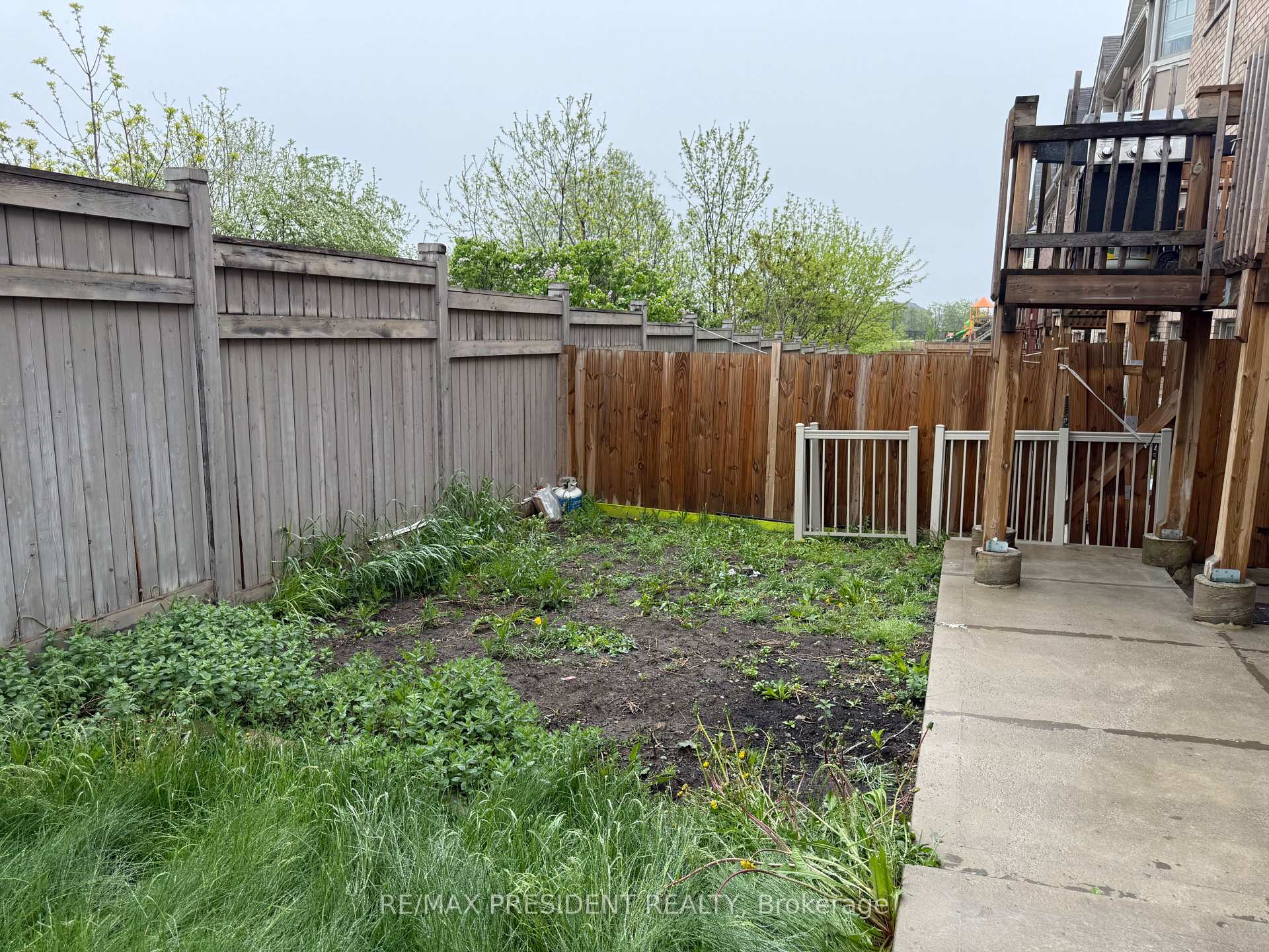 Photo 31 of 98 Davenfield Circle, Brampton, Bram East — HOMEH