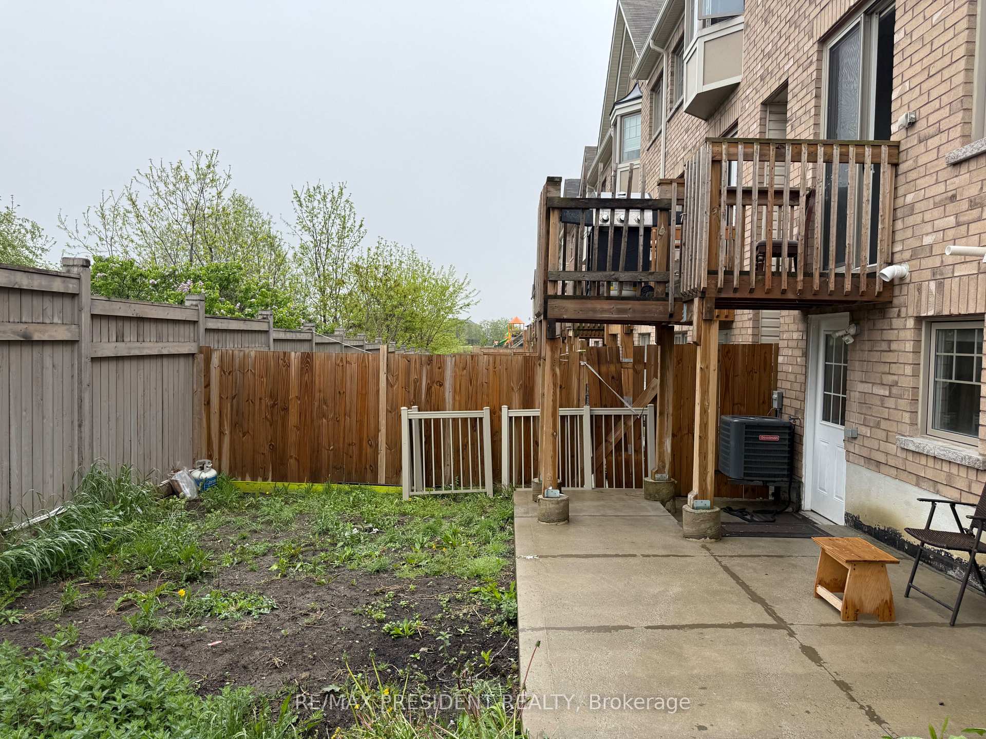 Photo 32 of 98 Davenfield Circle, Brampton, Bram East — HOMEH