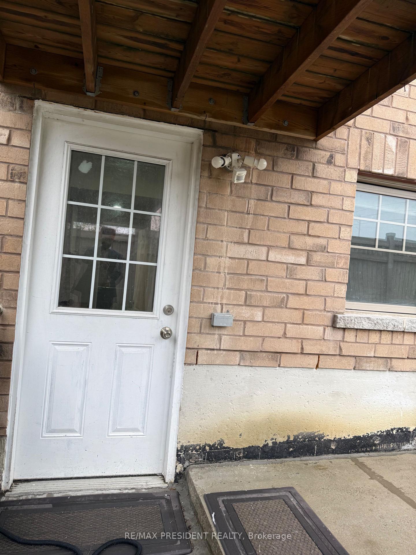Photo 34 of 98 Davenfield Circle, Brampton, Bram East — HOMEH