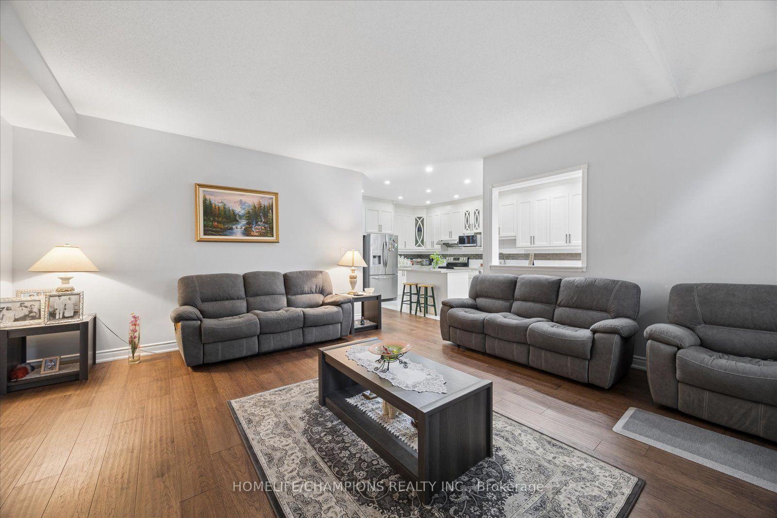 Photo 16 of 1905 Wildflower Drive, Pickering, Amberlea — HOMEH