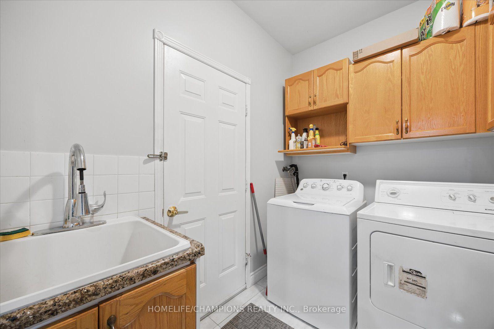 Photo 17 of 1905 Wildflower Drive, Pickering, Amberlea — HOMEH