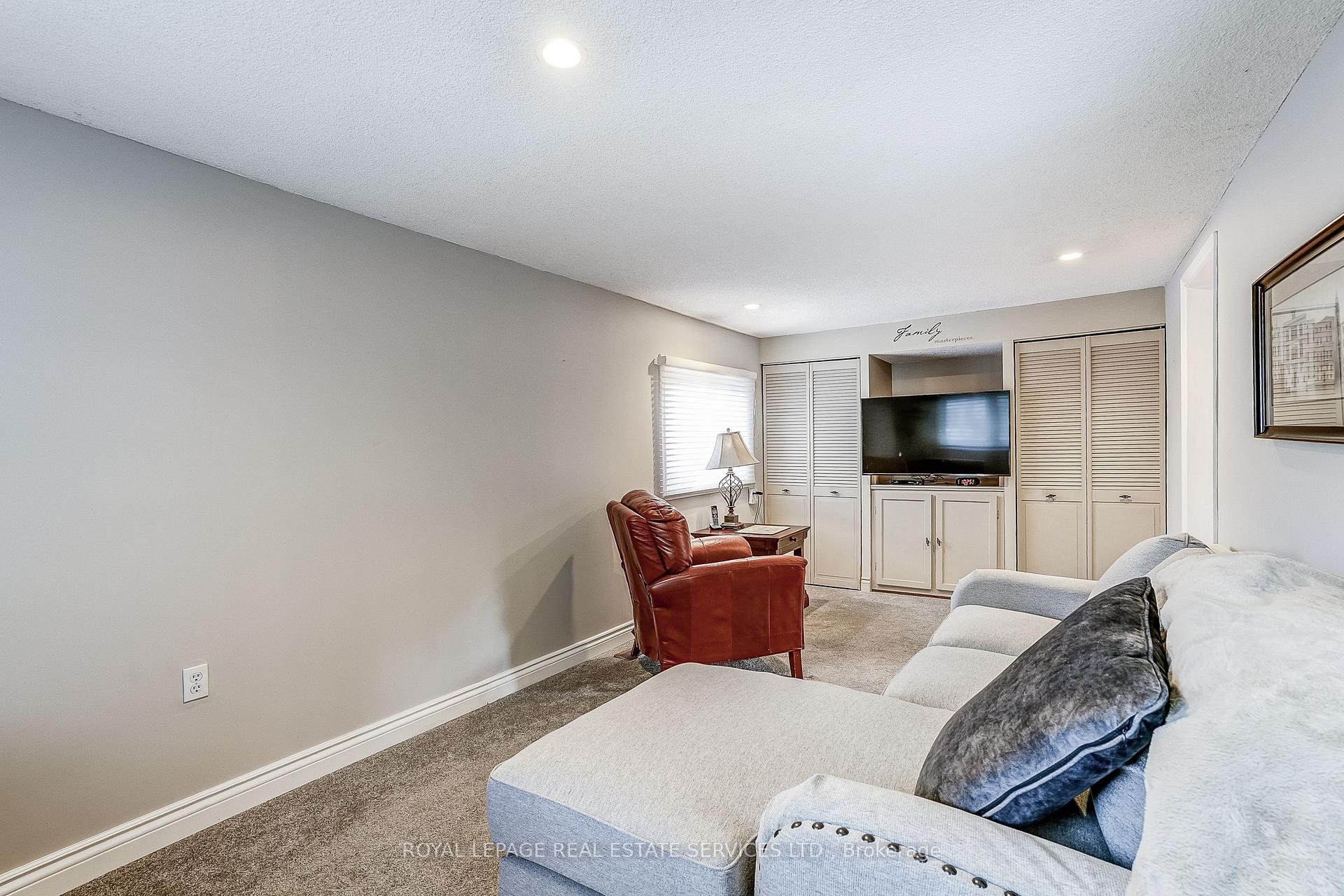Photo 7 of 27 Sora Drive, Mississauga, Streetsville — HOMEH