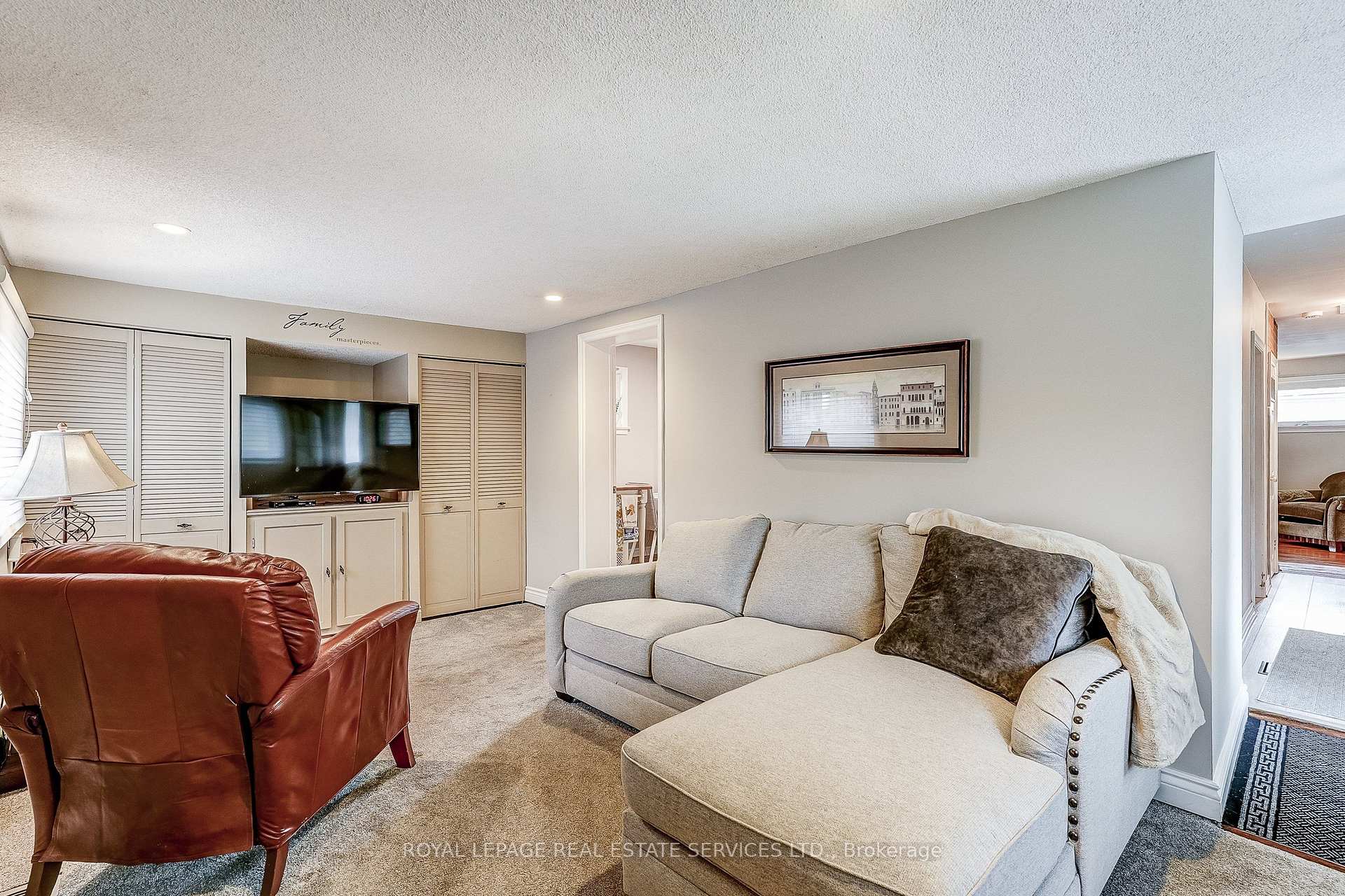 Photo 8 of 27 Sora Drive, Mississauga, Streetsville — HOMEH