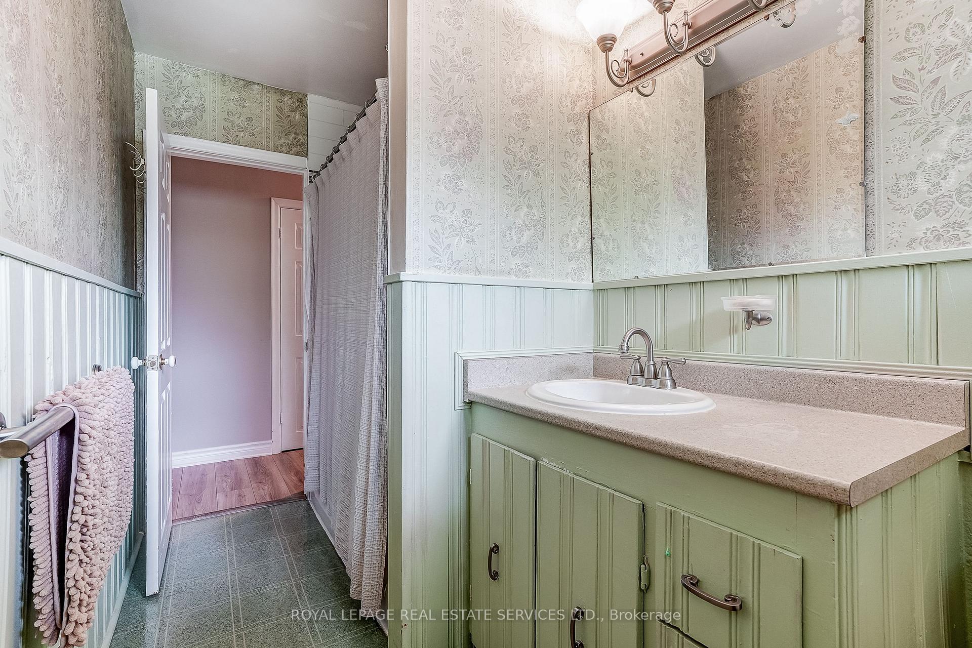 Photo 20 of 27 Sora Drive, Mississauga, Streetsville — HOMEH