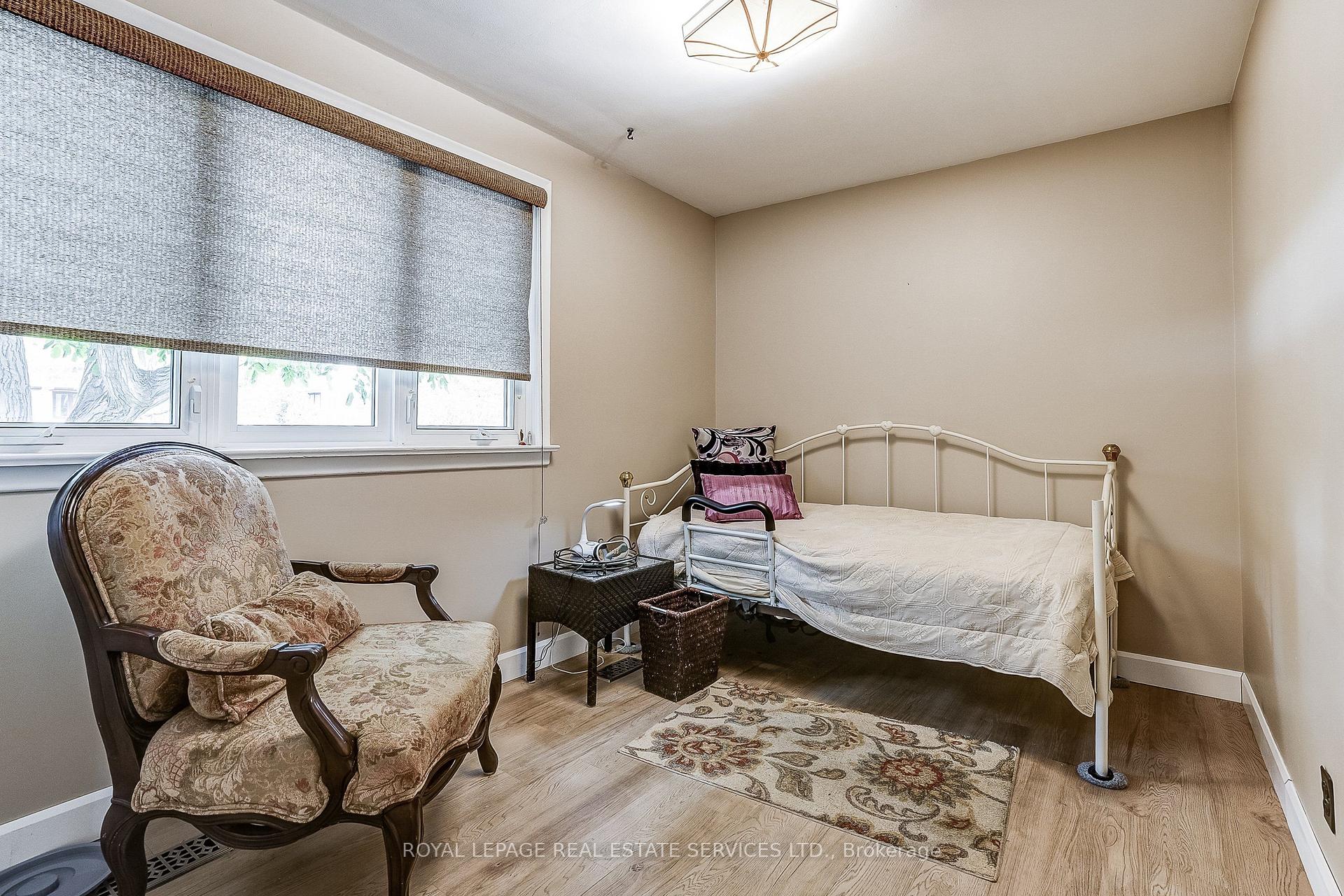 Photo 25 of 27 Sora Drive, Mississauga, Streetsville — HOMEH
