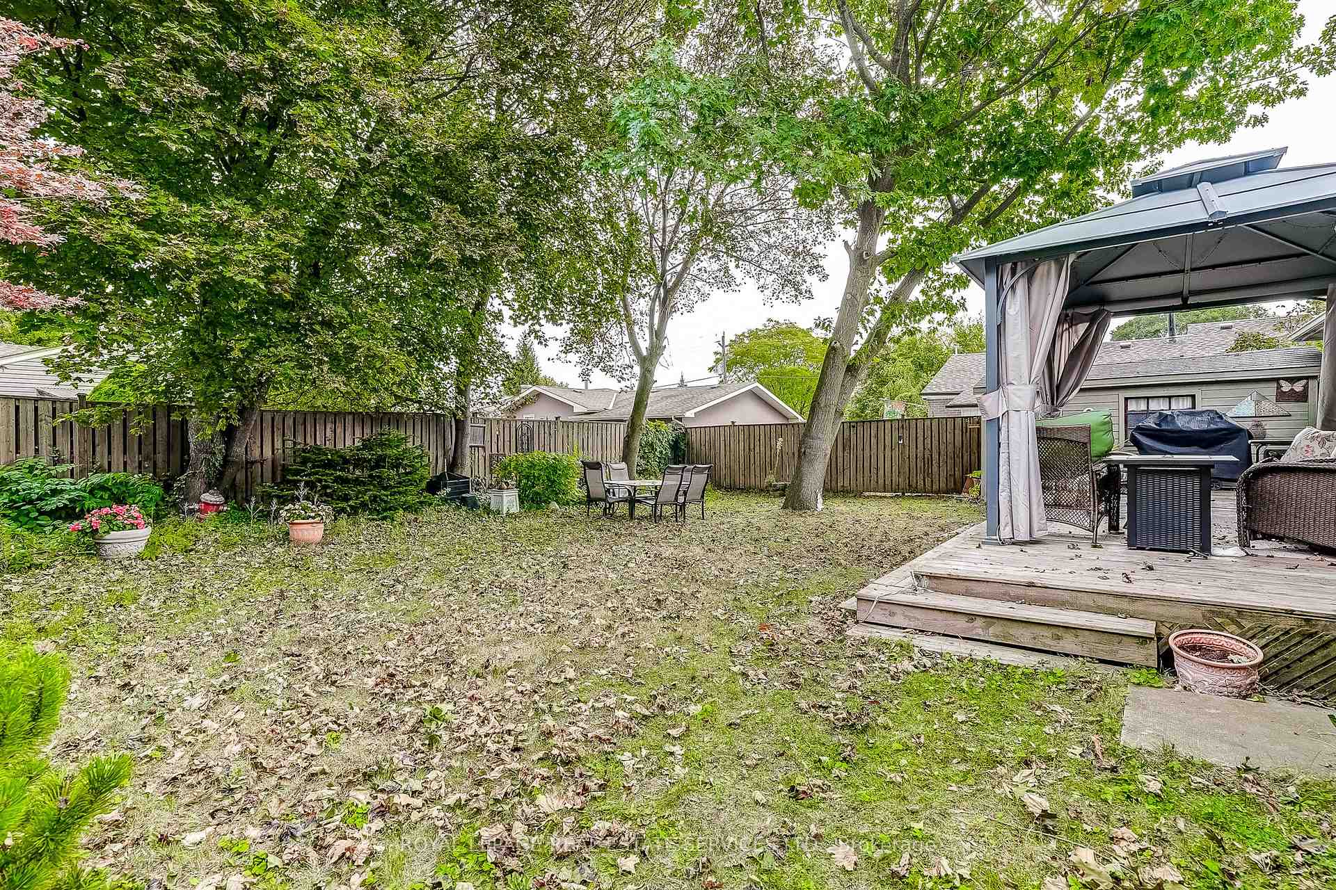 Photo 31 of 27 Sora Drive, Mississauga, Streetsville — HOMEH