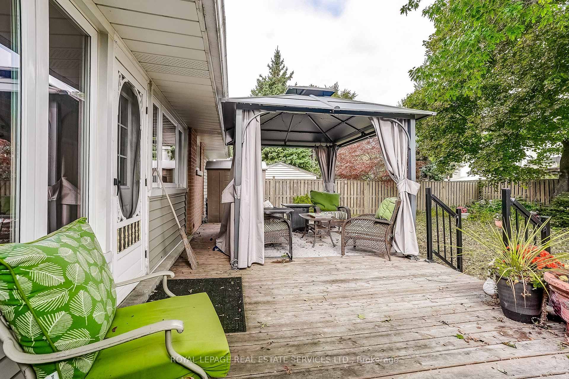 Photo 33 of 27 Sora Drive, Mississauga, Streetsville — HOMEH