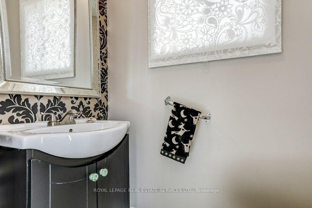 Photo 6 of 1770 Hyde Mill Crescent, Mississauga, Streetsville — HOMEH