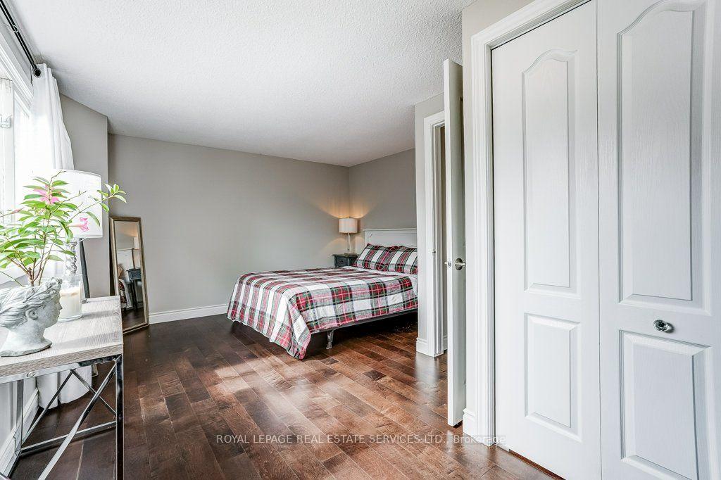 Photo 19 of 1770 Hyde Mill Crescent, Mississauga, Streetsville — HOMEH
