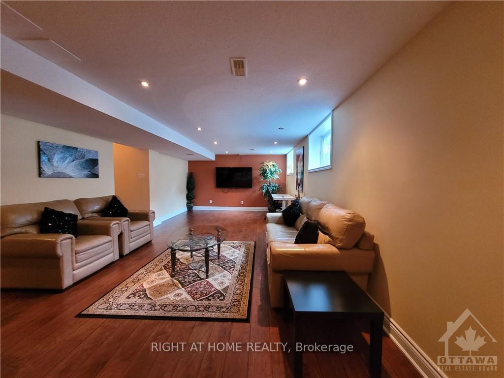 Photo 26 of 239 Highpointe Crescent, Ottawa, Barrhaven - Strandherd — HOMEH