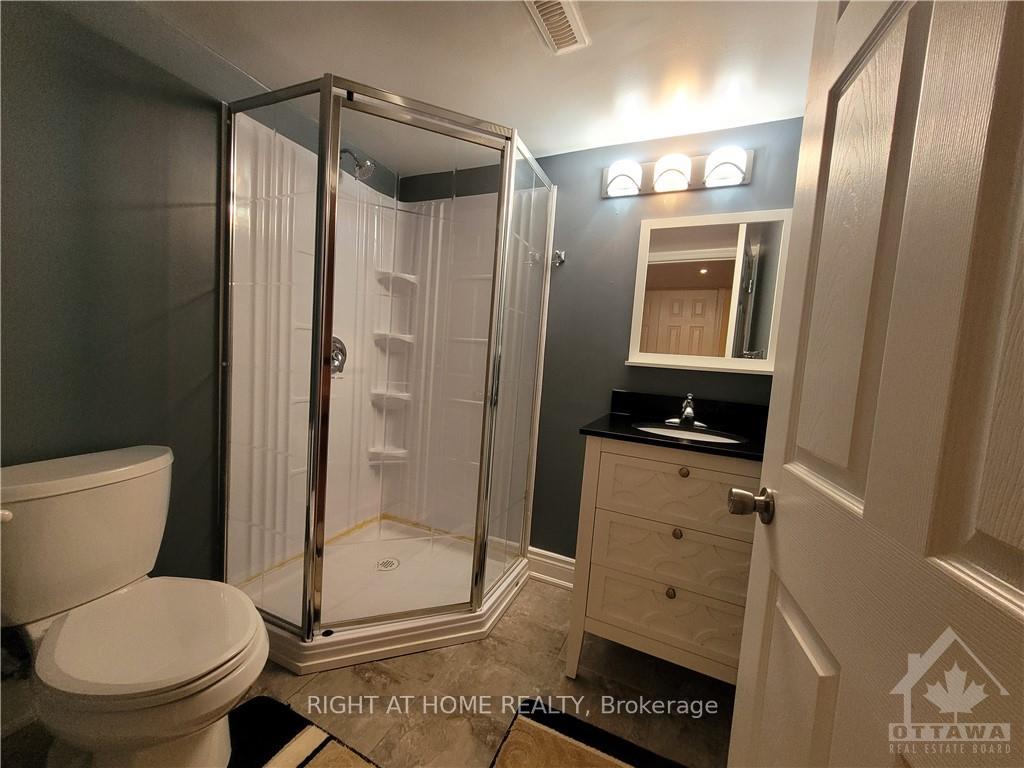 Photo 27 of 239 Highpointe Crescent, Ottawa, Barrhaven - Strandherd — HOMEH