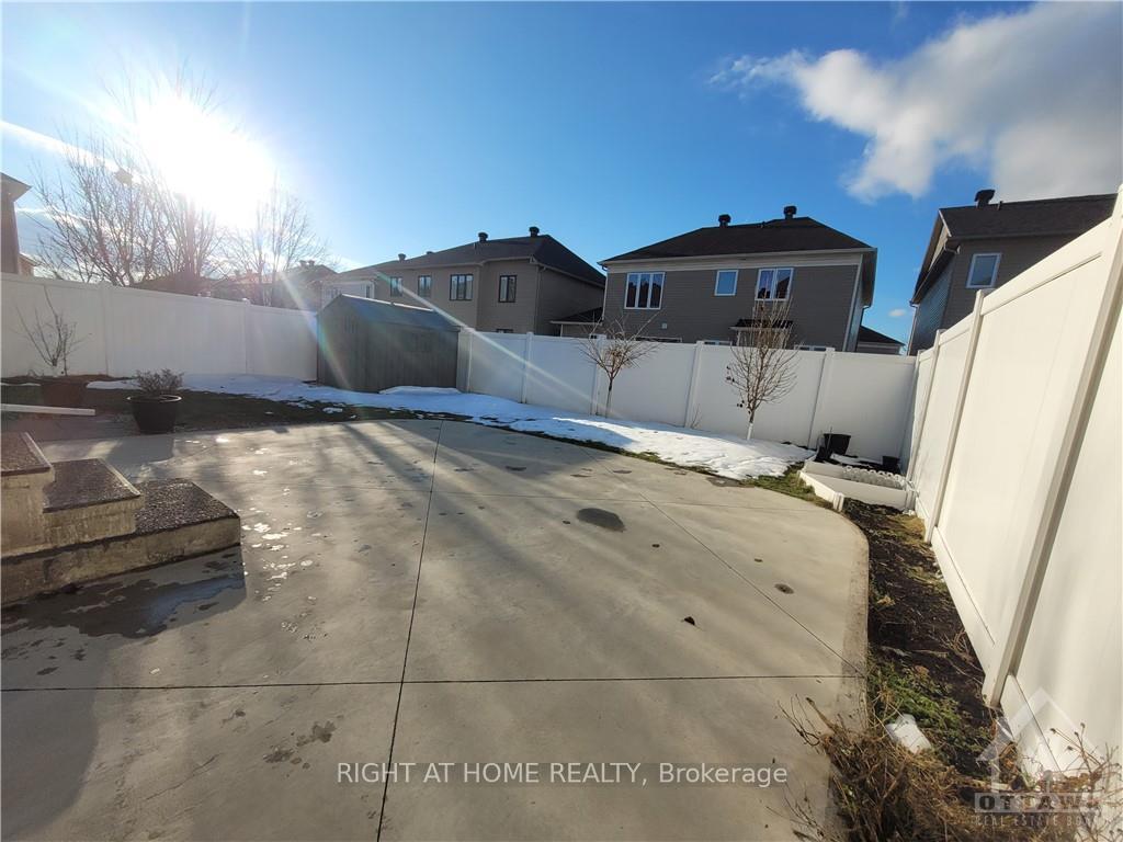 Photo 29 of 239 Highpointe Crescent, Ottawa, Barrhaven - Strandherd — HOMEH