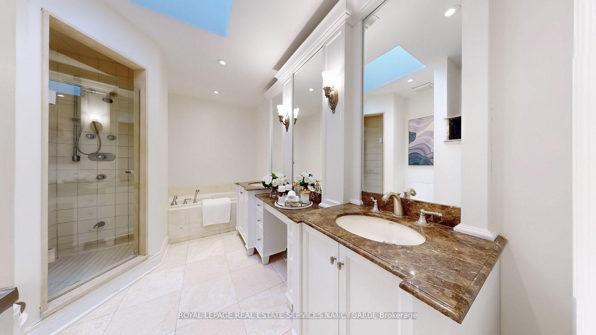 Photo 15 of 15 Farrington Drive, North York, St. Andrew-Windfields — HOMEH