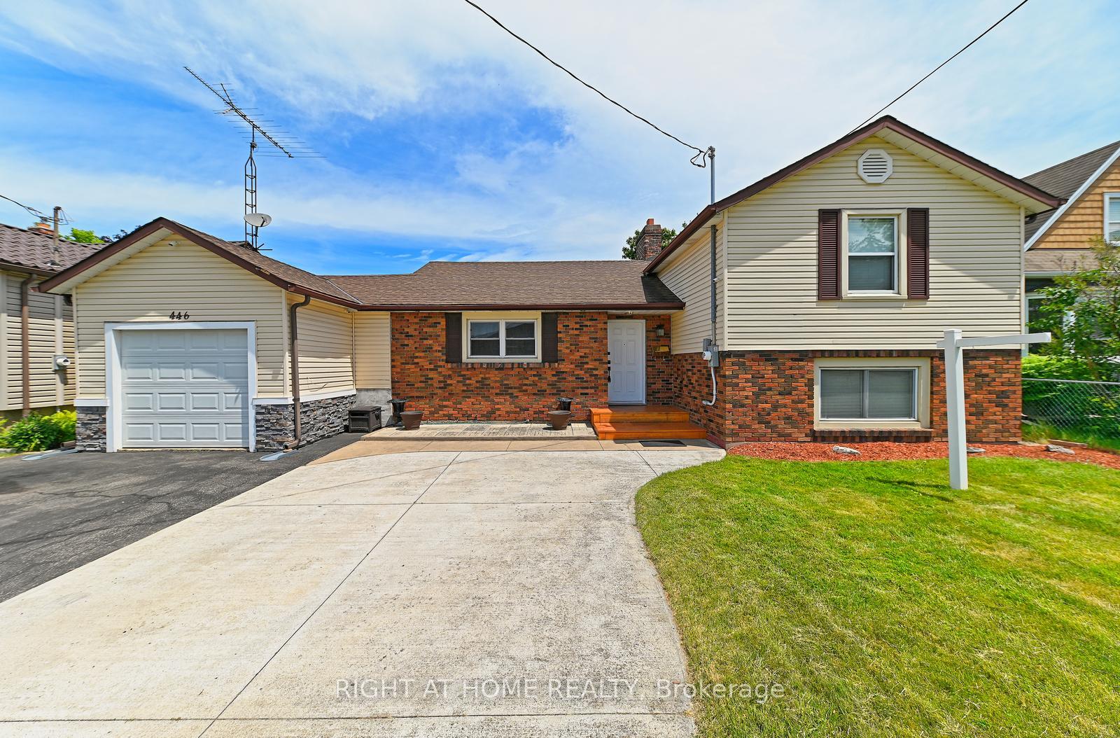 Photo of 466 Geneva Street