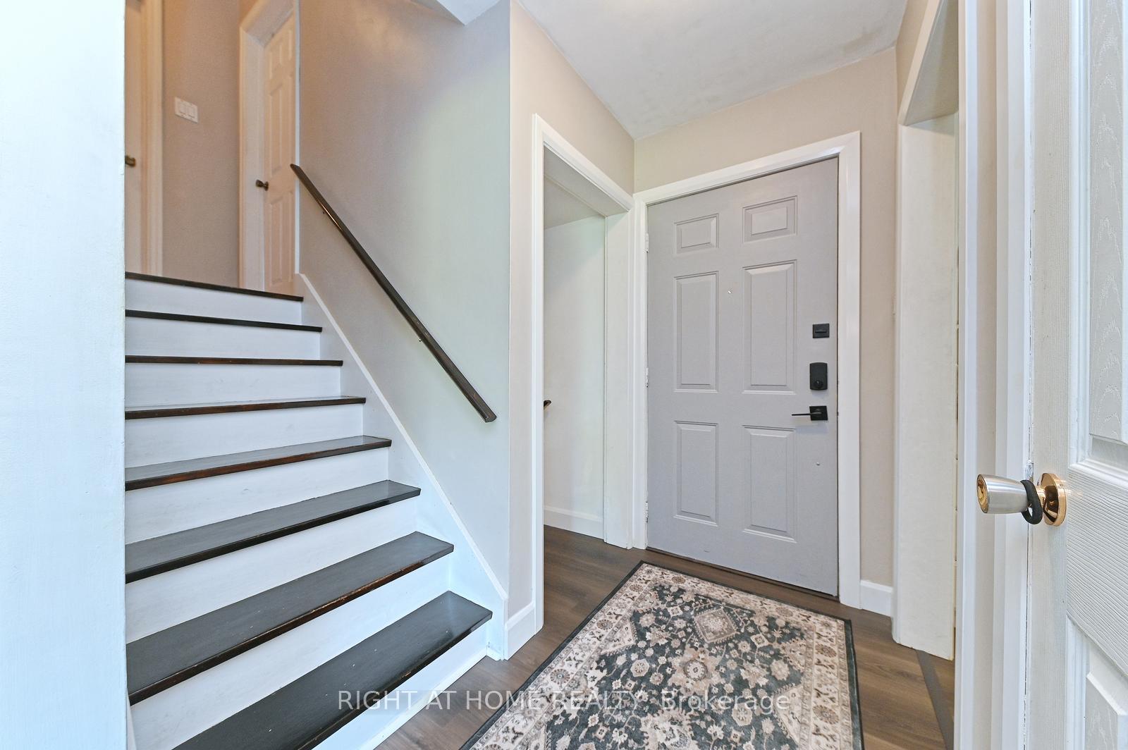 Photo 12 of 466 Geneva Street, St. Catharines, Vine/Linwell — HOMEH