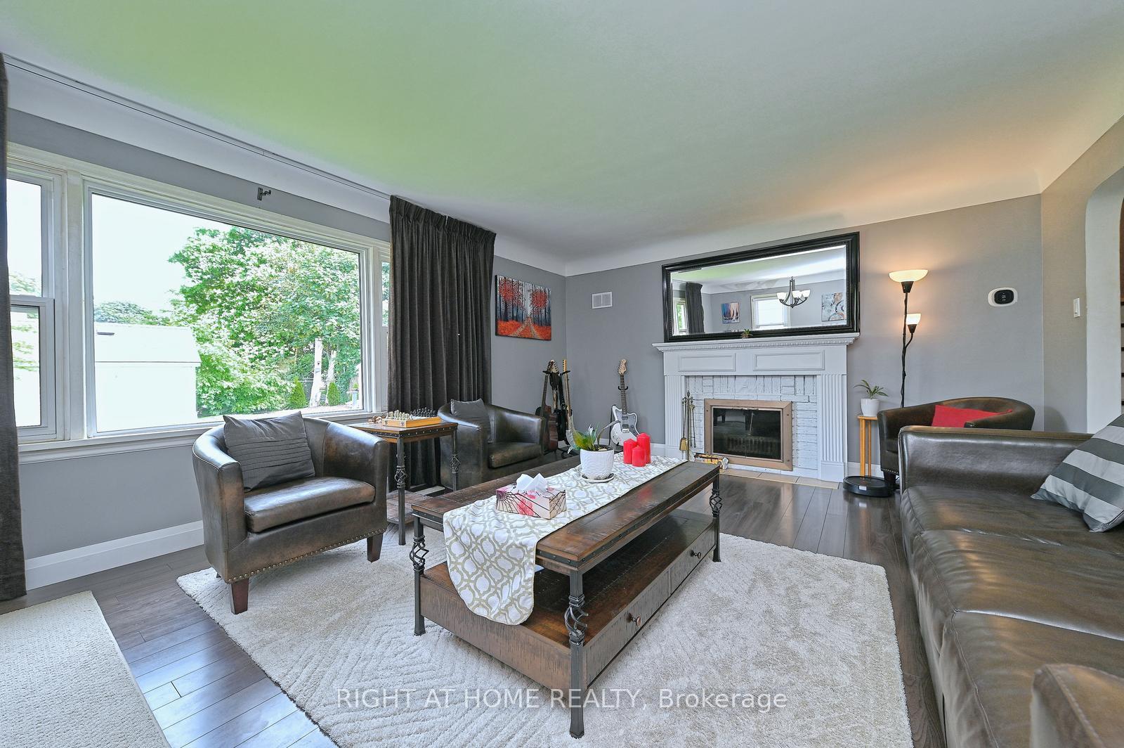 Photo 13 of 466 Geneva Street, St. Catharines, Vine/Linwell — HOMEH