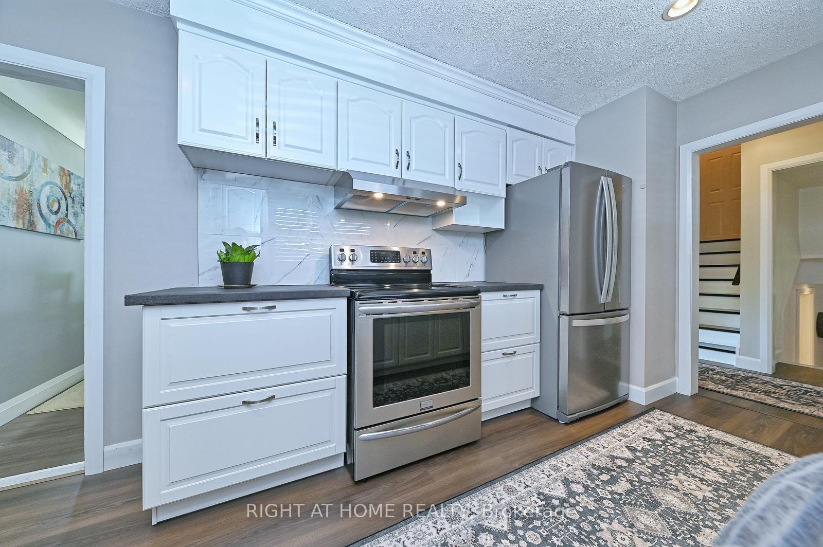 Photo 22 of 466 Geneva Street, St. Catharines, Vine/Linwell — HOMEH