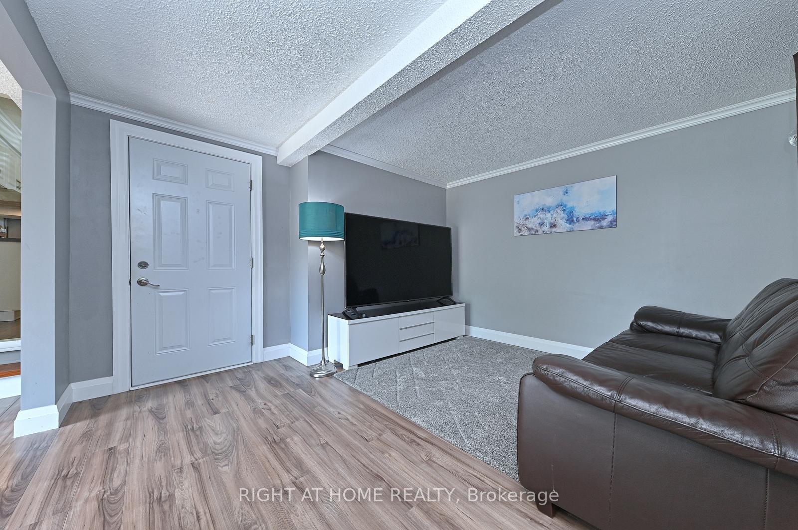 Photo 24 of 466 Geneva Street, St. Catharines, Vine/Linwell — HOMEH