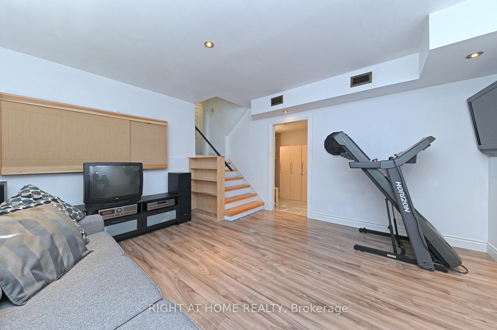 Photo 30 of 466 Geneva Street, St. Catharines, Vine/Linwell — HOMEH