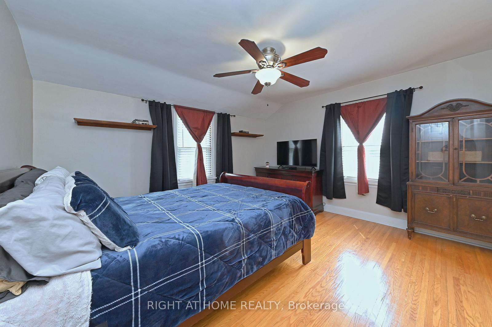 Photo 35 of 466 Geneva Street, St. Catharines, Vine/Linwell — HOMEH